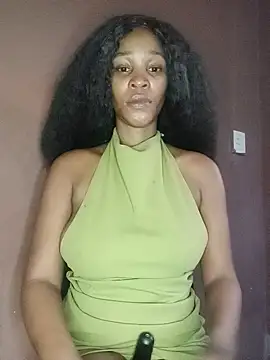 Snapshot of DesiredQueen27 chatting on May 2026 02:46:01 PM DesiredQueen27 online show from May 2026 02:46:01 PM