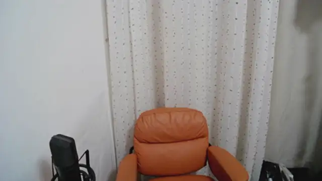 Snapshot of feifei2652 chatting on December 2025 04:25:01 PM feifei2652 online show from December 2025 04:25:01 PM