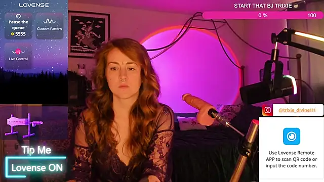 Snapshot of trixiedivine chatting on March 2026 12:16:01 AM trixiedivine online show from March 2026 12:16:01 AM