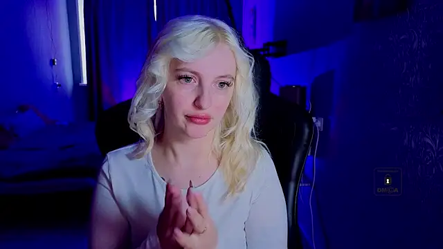 Snapshot of Eva_Vibe_ chatting on June 2026 06:47:02 AM Eva Vibe online show from June 2026 06:47:02 AM