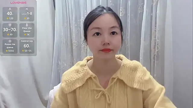 Snapshot of Yuer-77 chatting on January 2026 11:37:02 AM Yuer-77 online show from January 2026 11:37:02 AM