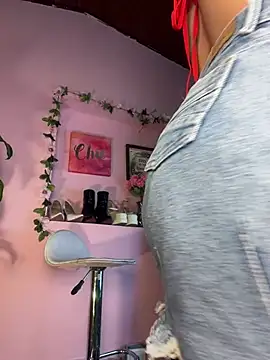  zoe bakerr online show from April 2026 04:15:02 PM