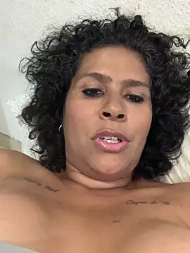 Snapshot of Aline2556 chatting on December 2025 12:18:02 AM Aline2556 online show from December 2025 12:18:02 AM