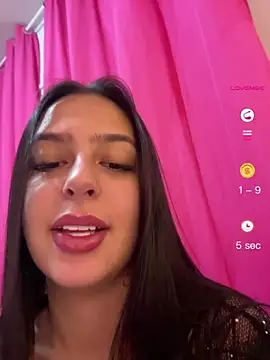 Snapshot of jujuarantes__2026 chatting on July 2026 03:18:01 PM jujuarantes 2026 online show from July 2026 03:18:01 PM