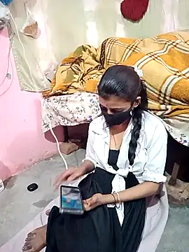 Desipari 777 online show from January 2026 05:37:01 PM