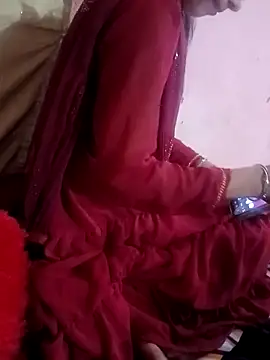 Snapshot of Desipari_777 chatting on February 2026 04:54:01 PM Desipari 777 online show from February 2026 04:54:01 PM