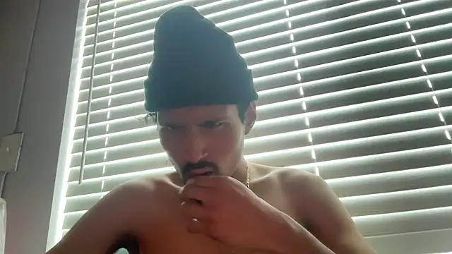 youngthuglove online show from January 2026 06:11:02 PM