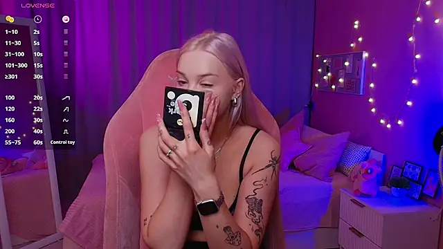 Leslie Caronn online show from March 2026 07:57:02 AM