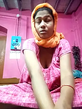 Hooghlypinkivabi online show from February 2026 12:52:02 PM