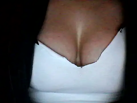 Snapshot of sexymilena9 chatting on January 2026 04:20:02 PM sexymilena9 online show from January 2026 04:20:02 PM