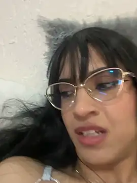 Snapshot of ValentinaEvanz chatting on April 2026 07:58:01 PM ValentinaEvanz online show from April 2026 07:58:01 PM