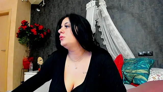 NayaNoirX online show from February 2026 08:40:02 PM