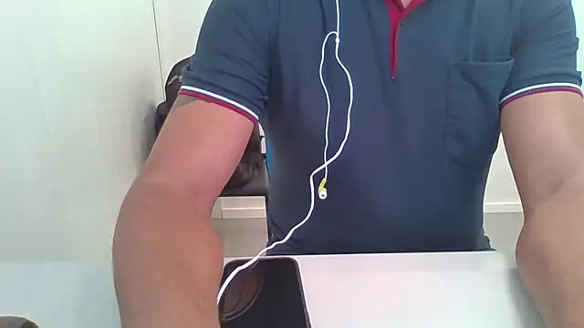 Moreno Casado Safado online show from May 2026 08:09:01 AM