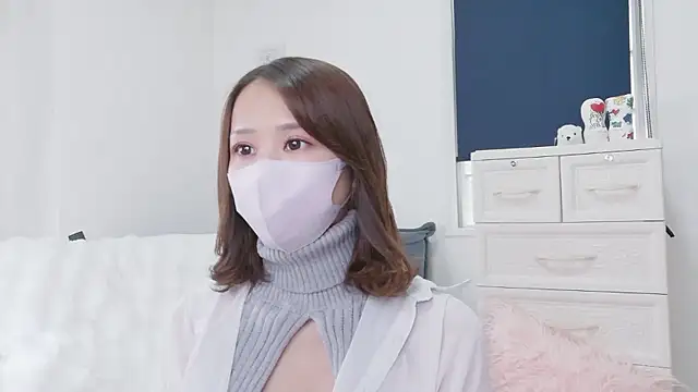 Snapshot of Erika_1222 chatting on January 2026 05:23:02 AM Erika 1222 online show from January 2026 05:23:02 AM