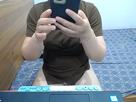 Snapshot of Coffee_Milktea chatting on June 2026 10:53:02 AM Coffee Milktea online show from June 2026 10:53:02 AM