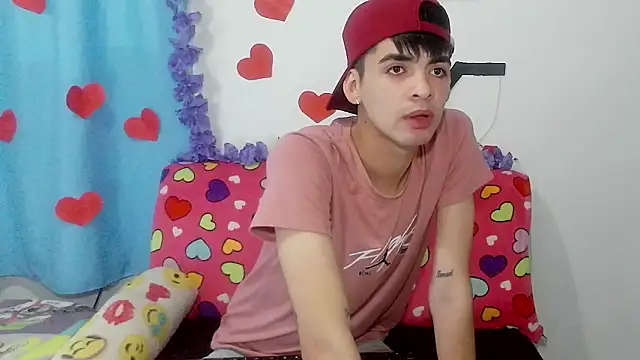 nico22love online show from February 2026 04:36:02 PM