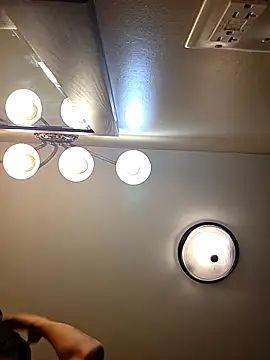 HoofedCylinder online show from April 2026 02:11:02 PM