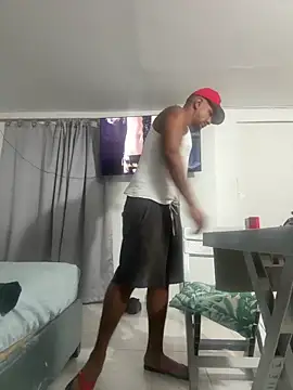 Snapshot of bigdick211292 chatting on March 2026 09:13:01 AM bigdick211292 online show from March 2026 09:13:01 AM