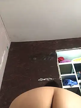 villa-Karinn online show from April 2026 06:23:01 PM