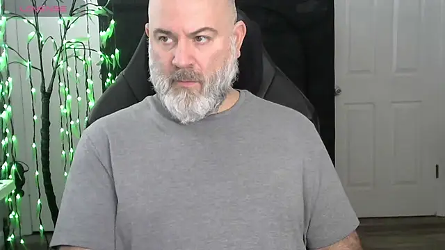 XJJ77x online show from February 2026 03:40:01 PM