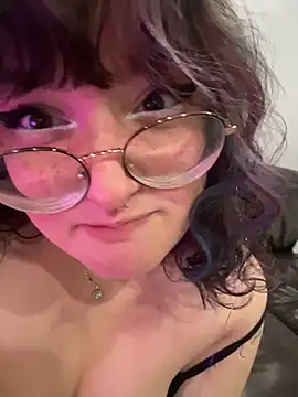 kittycarnivore online show from January 2026 02:48:01 AM