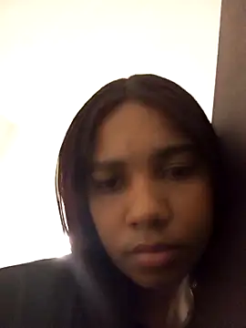 Snapshot of 17mami_sexy chatting on December 2025 03:15:01 AM 17mami sexy online show from December 2025 03:15:01 AM