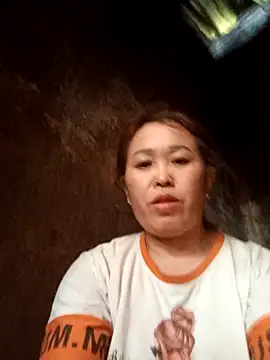 dakota-kis online show from April 2026 01:32:01 AM