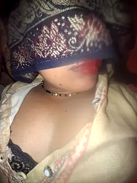 Snapshot of Couples9090 chatting on January 2026 05:40:01 PM Couples9090 online show from January 2026 05:40:01 PM