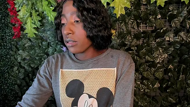 Snapshot of Isaa_jonnes_ chatting on January 2026 02:47:01 AM Isaa jonnes online show from January 2026 02:47:01 AM