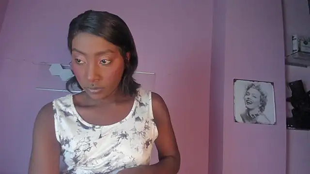 Snapshot of Isaa_jonnes_ chatting on January 2026 03:01:02 AM Isaa jonnes online show from January 2026 03:01:02 AM