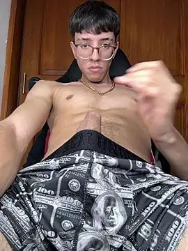 ArthurDavies  online show from February 2026 08:33:02 AM