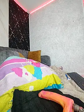 Isis Hot   online show from March 2026 11:43:02 AM