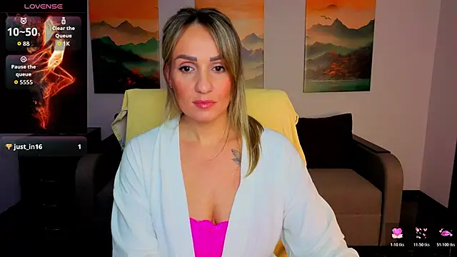 Snapshot of Alisa_Allisen chatting on February 2026 01:19:01 PM Alisa Allisen online show from February 2026 01:19:01 PM