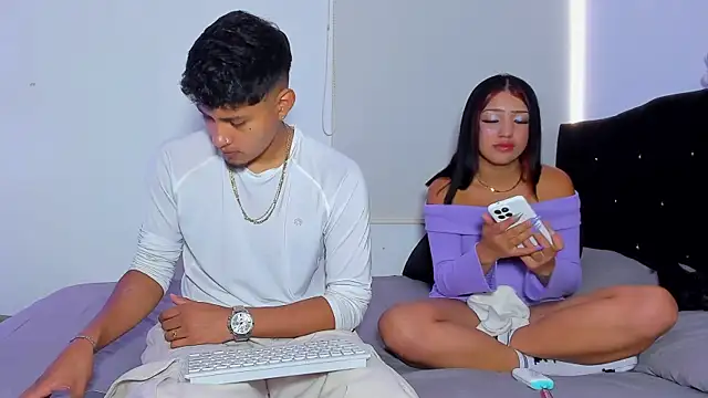 Bela and Dominicck online show from January 2026 09:09:01 PM