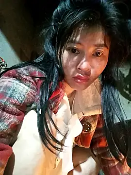 Hiniyk2 online show from January 2026 11:20:01 PM