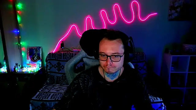 Snapshot of Rebalanced chatting on March 2026 01:22:02 PM Rebalanced online show from March 2026 01:22:02 PM