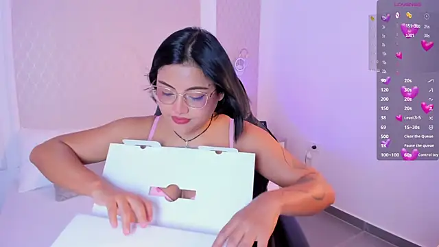 nina desire  online show from March 2026 07:09:01 PM