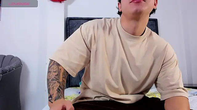 Liam saint online show from February 2026 12:37:01 PM