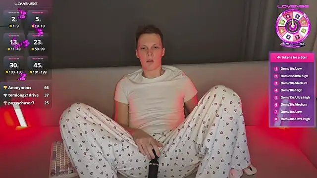 Snapshot of TeddyandMila chatting on January 2026 12:27:01 AM TeddyandMila online show from January 2026 12:27:01 AM