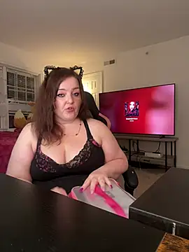 Snapshot of KittyCreamKisses chatting on July 2026 05:50:02 AM KittyCreamKisses online show from July 2026 05:50:02 AM
