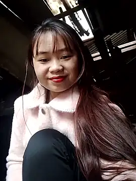 Snapshot of _Bong_02 chatting on January 2026 06:40:01 AM Bong 02 online show from January 2026 06:40:01 AM