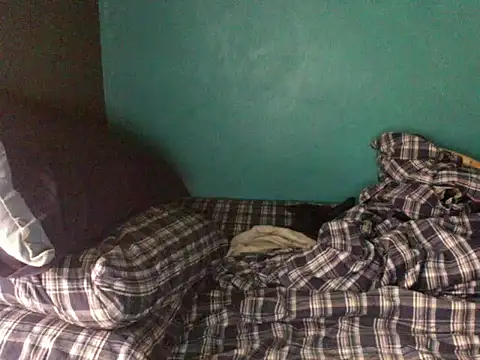 latinomoreno95 online show from March 2026 10:27:01 PM