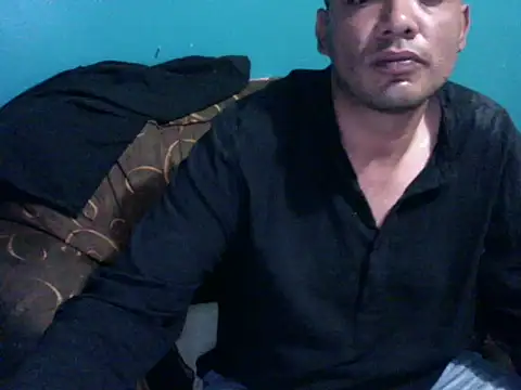 latinomoreno95 online show from May 2026 12:29:02 AM