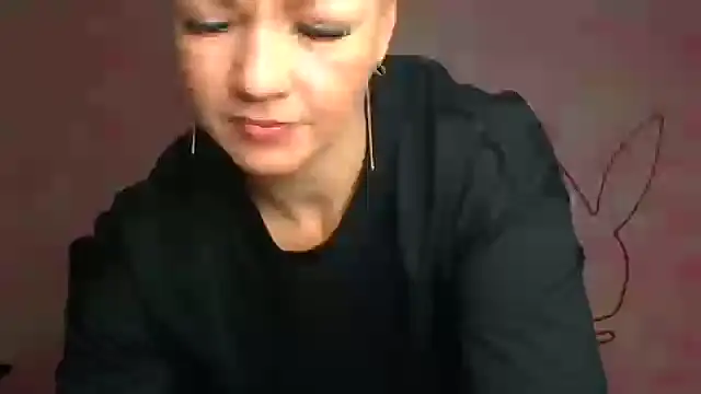 Snapshot of Madonna_Fire chatting on March 2026 06:18:01 AM Madonna Fire online show from March 2026 06:18:01 AM