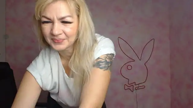 Snapshot of Madonna_Fire chatting on March 2026 06:41:03 AM Madonna Fire online show from March 2026 06:41:03 AM