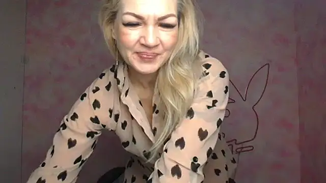 Snapshot of Madonna_Fire chatting on April 2026 05:56:02 AM Madonna Fire online show from April 2026 05:56:02 AM