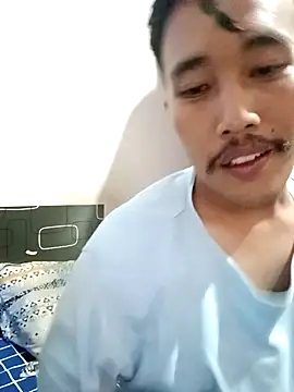 Snapshot of Reynalx chatting on January 2026 09:14:02 AM Reynalx online show from January 2026 09:14:02 AM