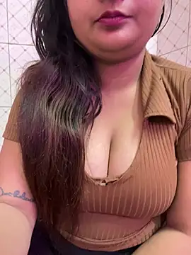 Curvy Anaya online show from January 2026 04:00:01 PM