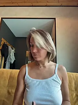 Snapshot of Jack-Alice chatting on June 2026 10:16:02 AM Jack-Alice online show from June 2026 10:16:02 AM
