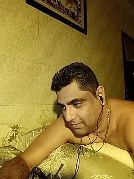 hardnhornybull online show from January 2026 09:53:02 PM